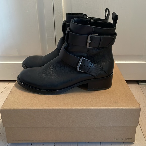 Kenneth Cole Gentle Soles Black Moto Boots - Picture 4 of 8